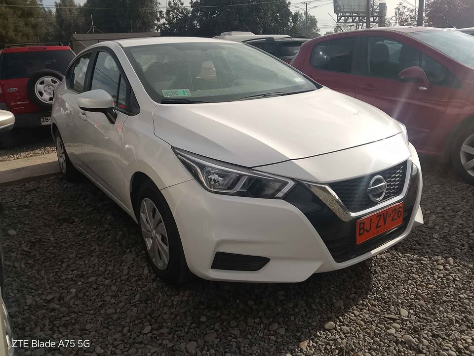 Nissan Versa