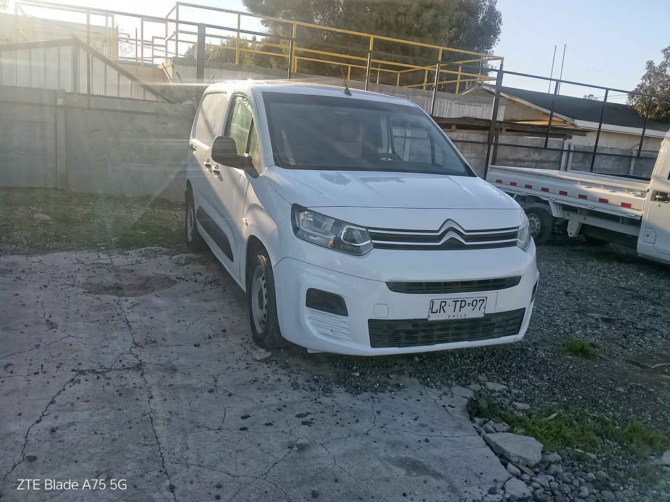 Citroën Berlingo K9